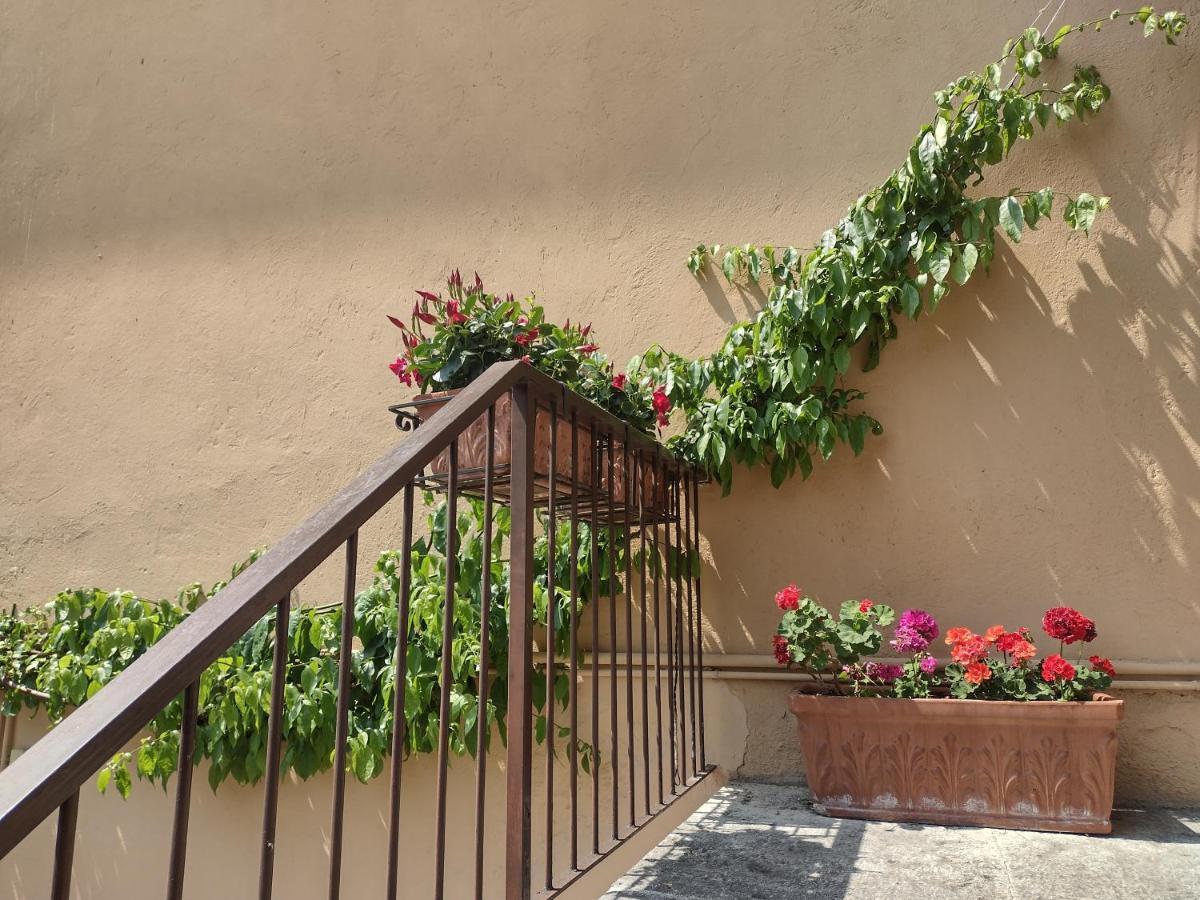 Appartement Casa Gabri à Toscolano Maderno Extérieur photo